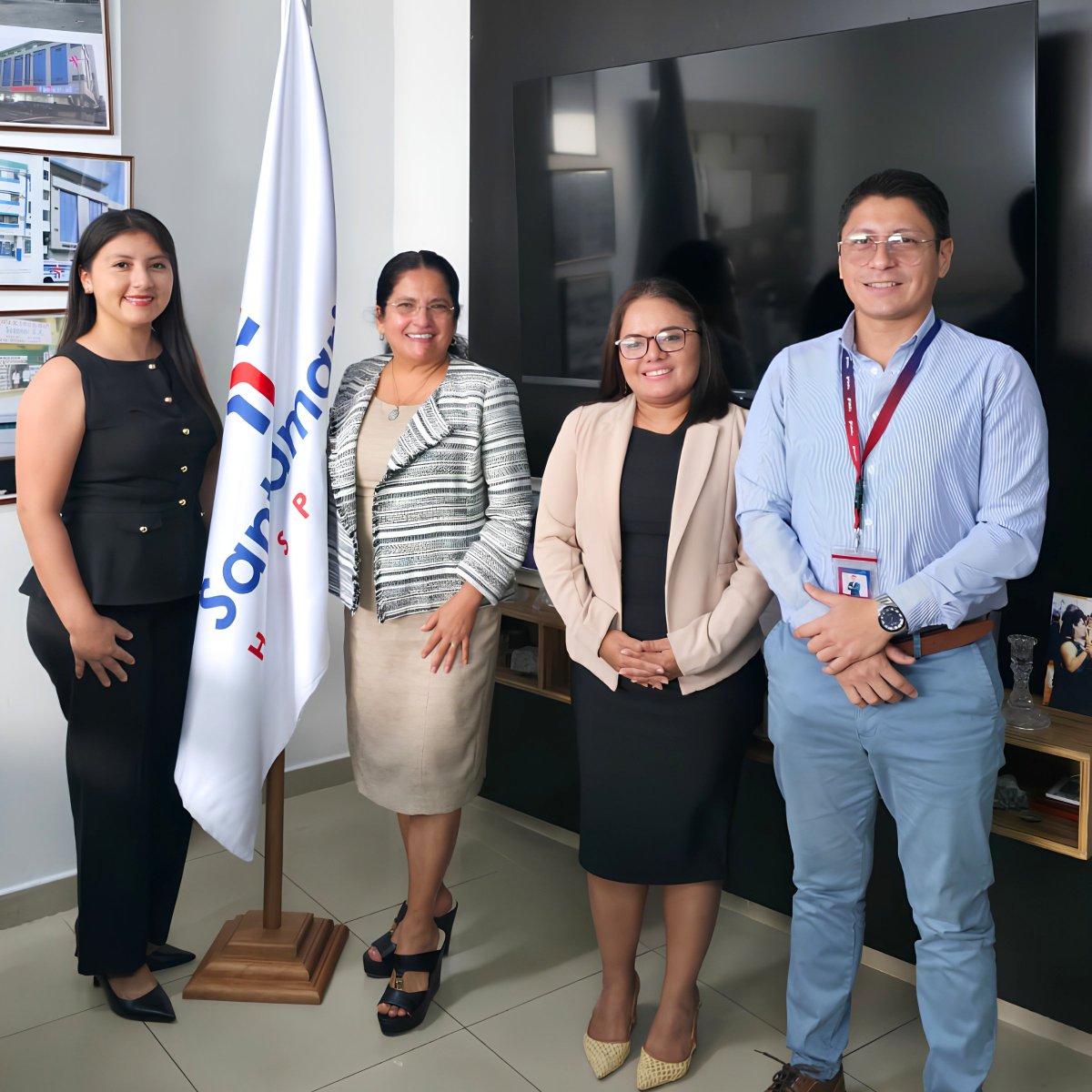 HSantamariaEC's tweet photo. Tuvimos el agrado de recibir a los representantes de @Esaludsa en Hospital Santamaría. Seguimos fortaleciendo alianzas que suman al bienestar y cuidado de nuestros pacientes. 🤝

#HospitalSantamaría #Saludsa https://t.co/xYO0DYgHZA