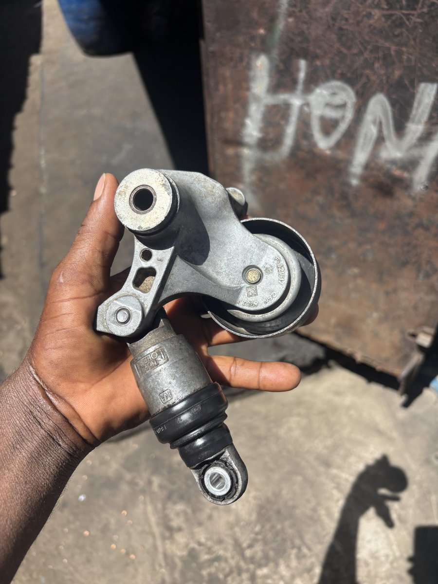 AnthonyBlinge's tweet photo. Still selling anything Honda(all honda tensioners or adjusters):0544481914/0530876003📌 https://t.co/R4VgJlNJ3k
