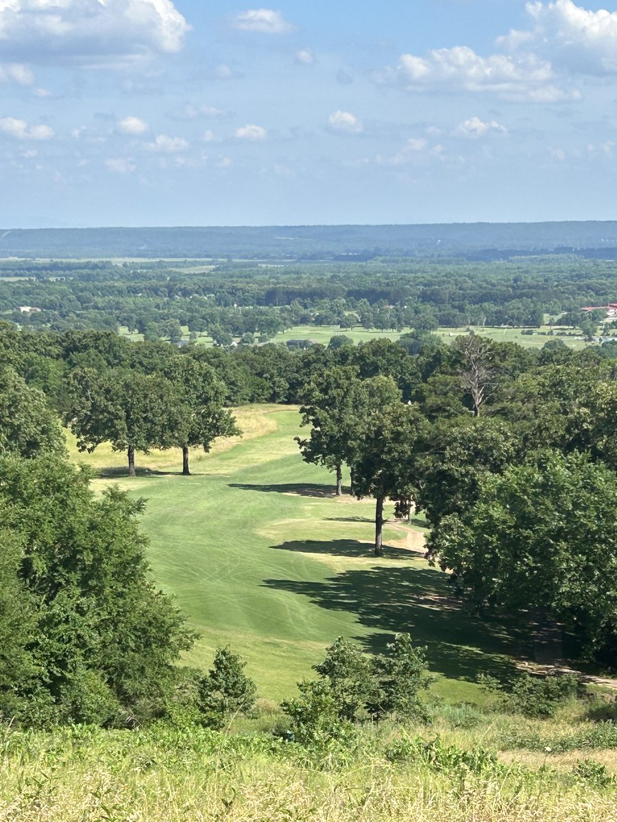 886vache's tweet photo. My favorite Par 3 in Arkansas #18EagleCrest https://t.co/XOCWaXT74u