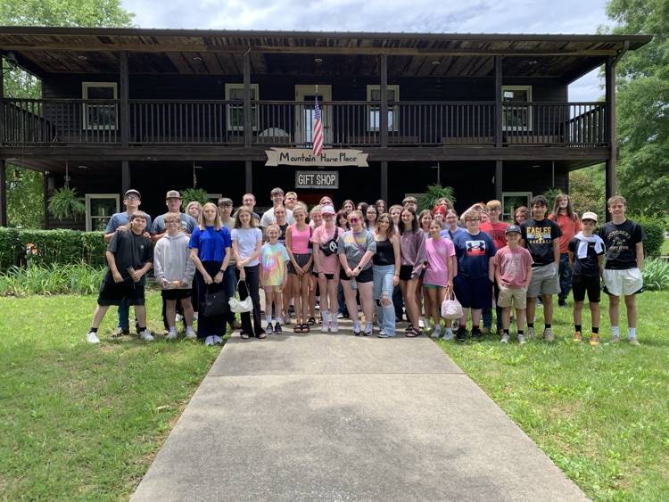 eagles_jcms's tweet photo. Congressional Academy Day #1 with @ACHIEVE @EPIC and @KEDCGrants Today, students learned about their communities’ histories and toured a local settlement at Paintsville’s Mountain Homeplace! https://t.co/CpjLBmBmqd
