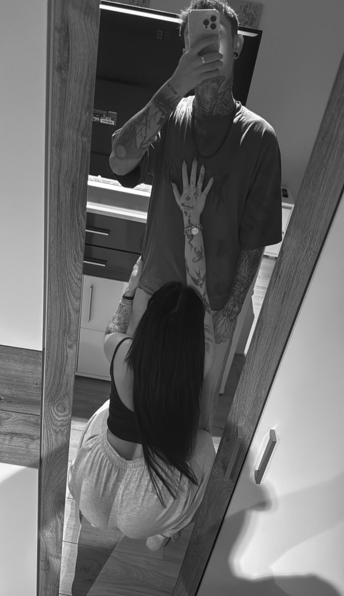 Tony_got_X's tweet photo. Herrin @lillygotx und euer Alpha haben was für euch gezaubert wenn ihr kleinen schwanzköpfe die 🔞version wollt dann wisst ihr ja bescheid was zu machen ist 
Kleiner tipp https://t.co/ZFG5acsq1r 
#slave #alphamaster #payme #ichbezahle #herrin #findom #MaleDom https://t.co/N4sEFDs7IZ