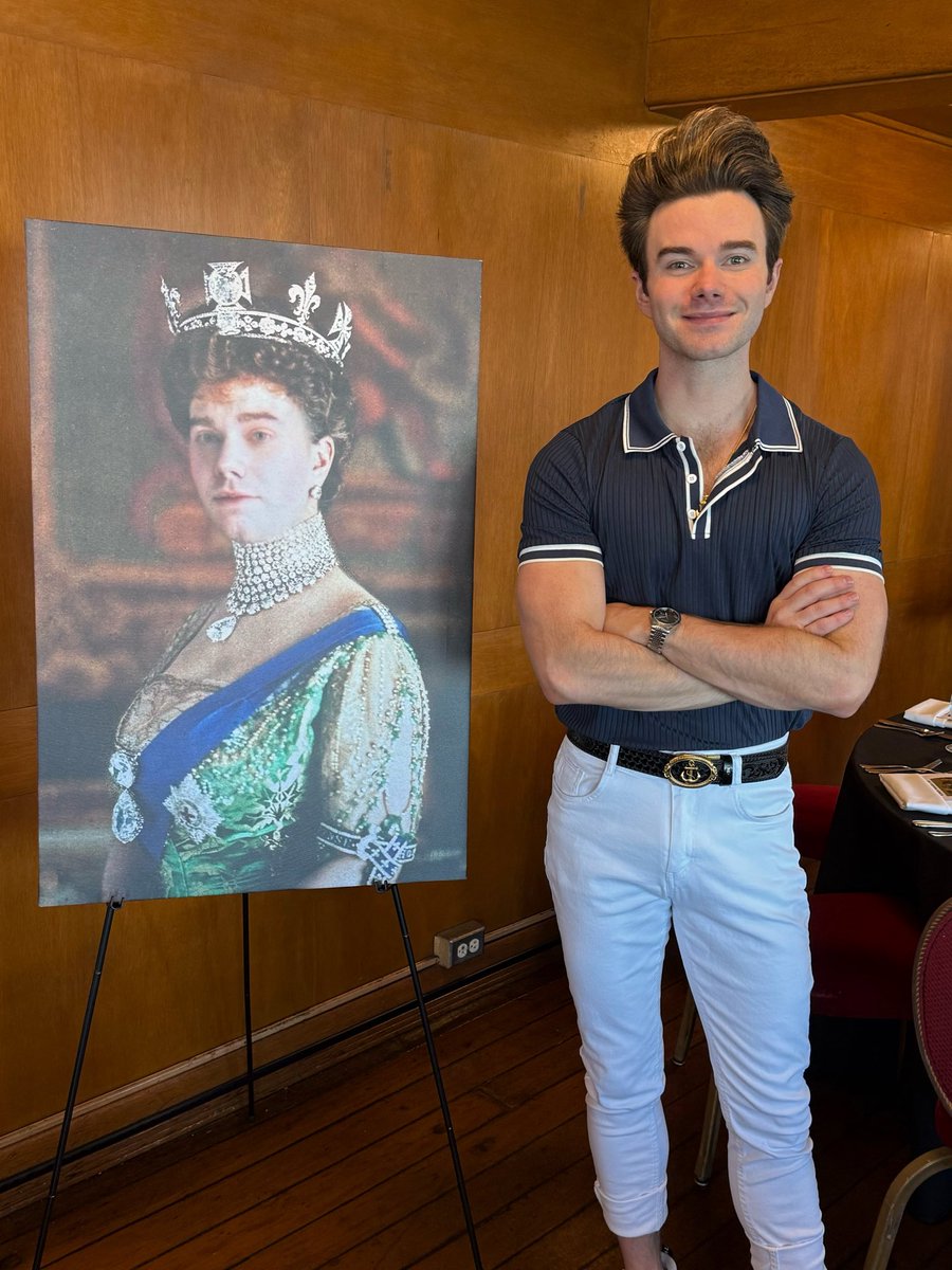 chriscolfer's tweet photo. Birthday ghost hunting aboard @TheQueenMary 🚢👻 https://t.co/yA5di47F1o