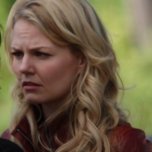 daily swanqueen tweet media