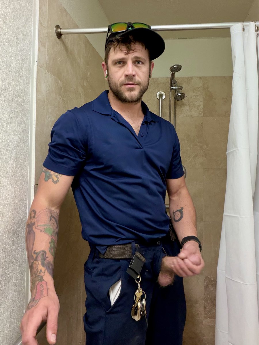 Finest_mistake's tweet photo. What would you do if you caught me at work? https://t.co/1mciXuKmPB