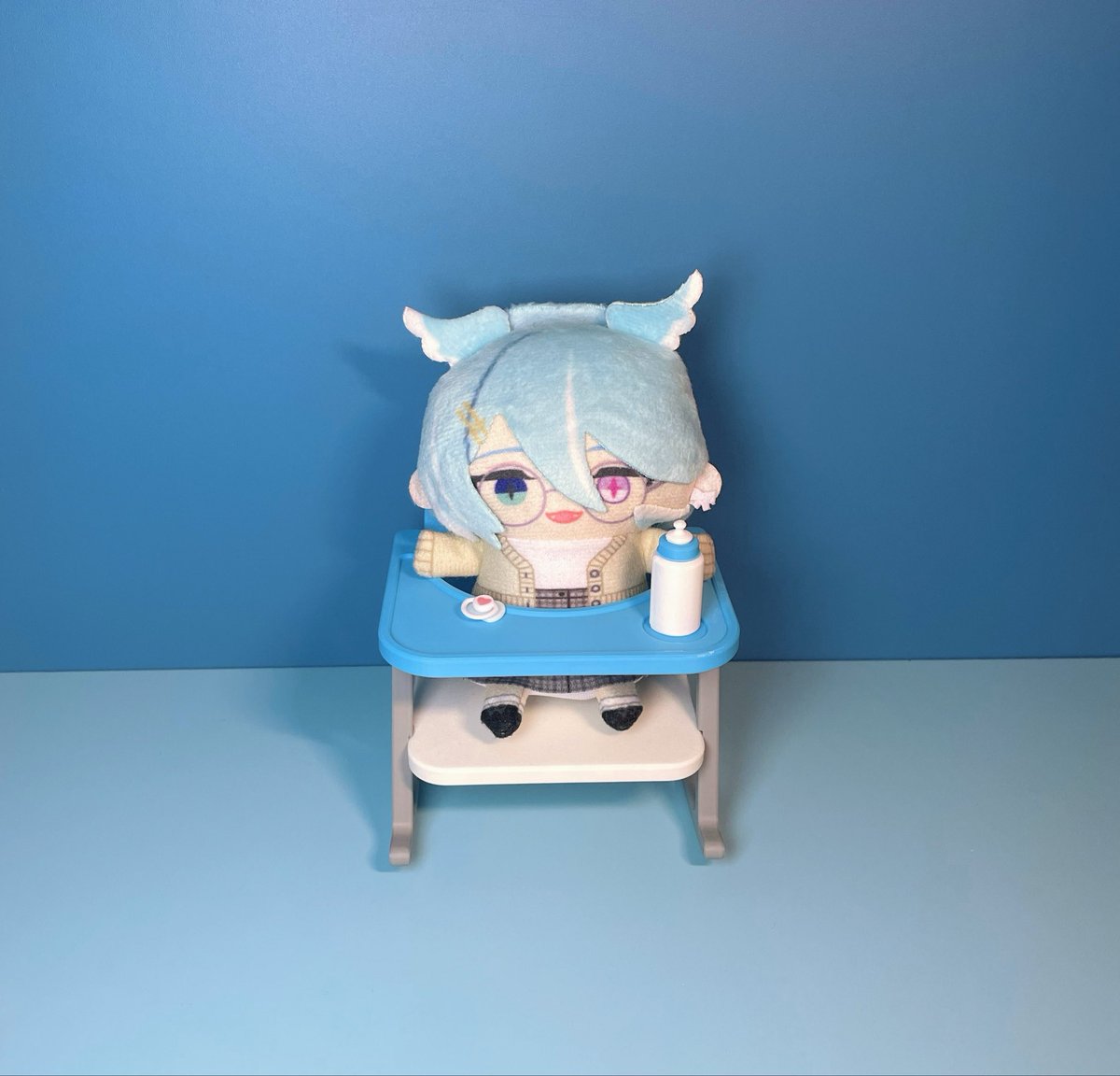 cube_iceEH's tweet photo. just a smol little baby🥺🤲🩵 https://t.co/3aRy66lUrA
