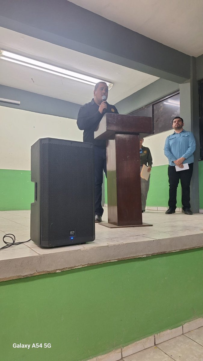 CobaesZonaO2's tweet photo. #NoticiasCOBAES | En el marco del Día del Padre 2026, el Plantel 15 de Sinaloa de Leyva, de @CobaesZonaO2, se realizó la actividad “Carta al Padre”, un espacio para reconocer y agradecer la labor de los padres de familia en la formación de sus hijas e hijos. https://t.co/otQ1i44uRt