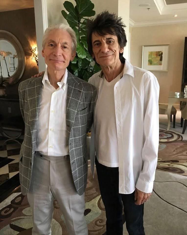 fred79977's tweet photo. Today is Ronnie's birthday, and tomorrow is Charlie's Heavenly Birthday
#RonnieWood 
#CharlieWatts 
#RollingStones https://t.co/n0ZZc6uWZe