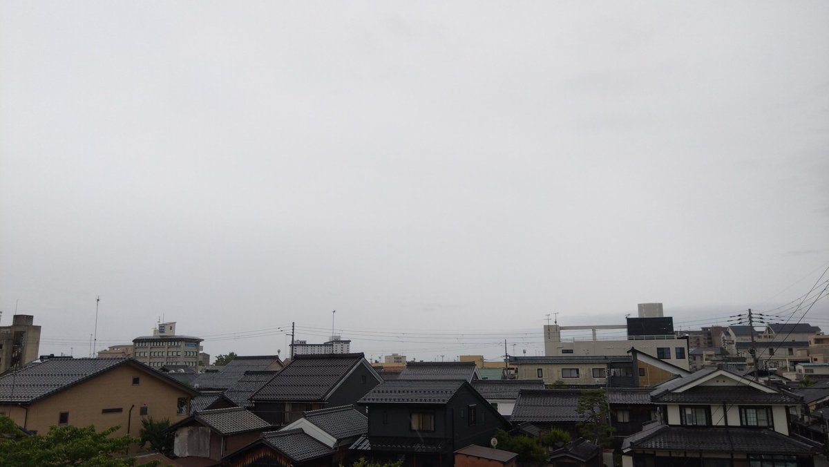 otenkiya5032's tweet photo. 6/2(火)
#滋賀県長浜市 の #天気

今朝の #長浜 は弱い雨が降っています。

【今日の天気】
前線や #台風6号 の影響で雨の降りやすい一日となるでしょう。午後は風も次第に強まる見込みですのでご注意ください。

【明日の天気】
台風の影響で朝まで雨。激しい雷雨の恐れもありますのでご注意を。 https://t.co/AhJtO5Fqh6