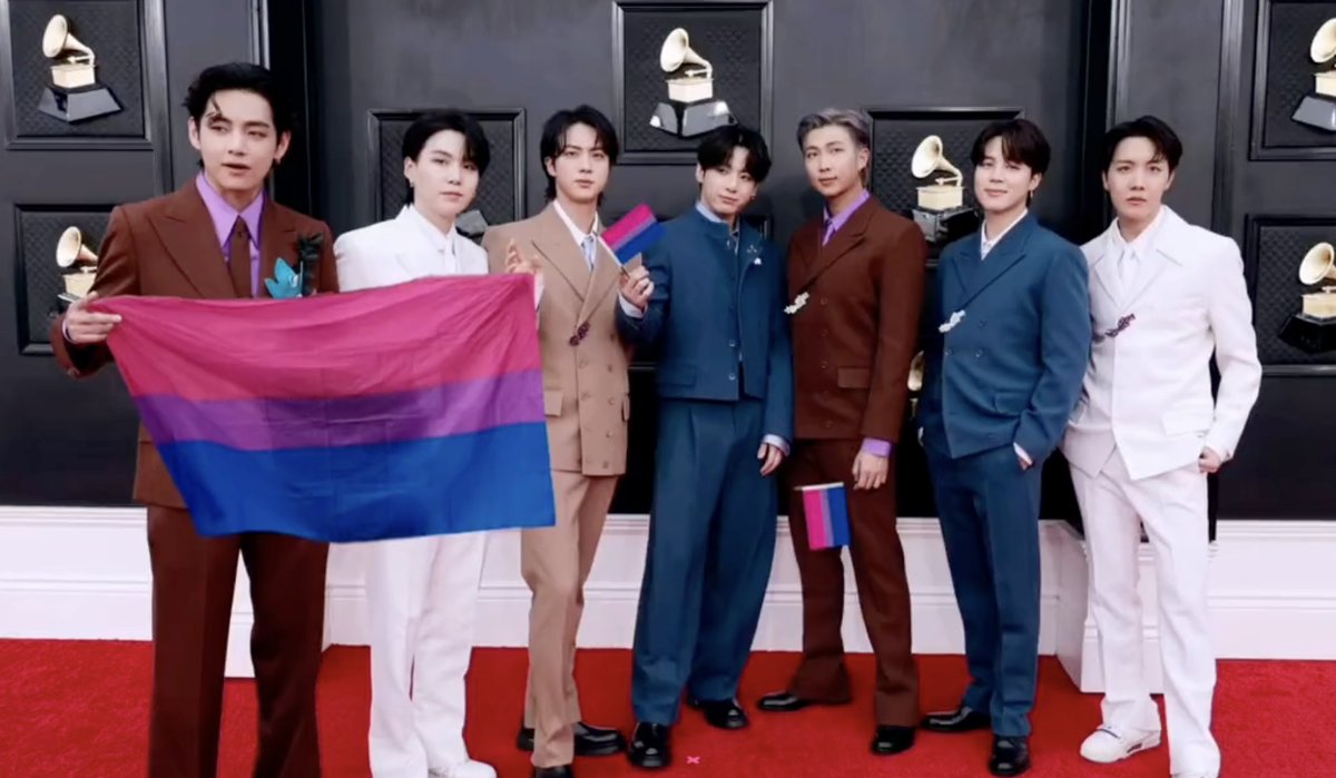 ʀos⁷ | ⁴⁴ ⊙⊝⊜ 🏳️‍🌈 tweet media