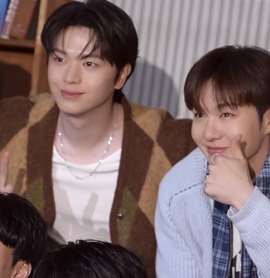 yooksubislove's tweet photo. 해피 육섭데이💗💗 https://t.co/nsoHIKCtSj