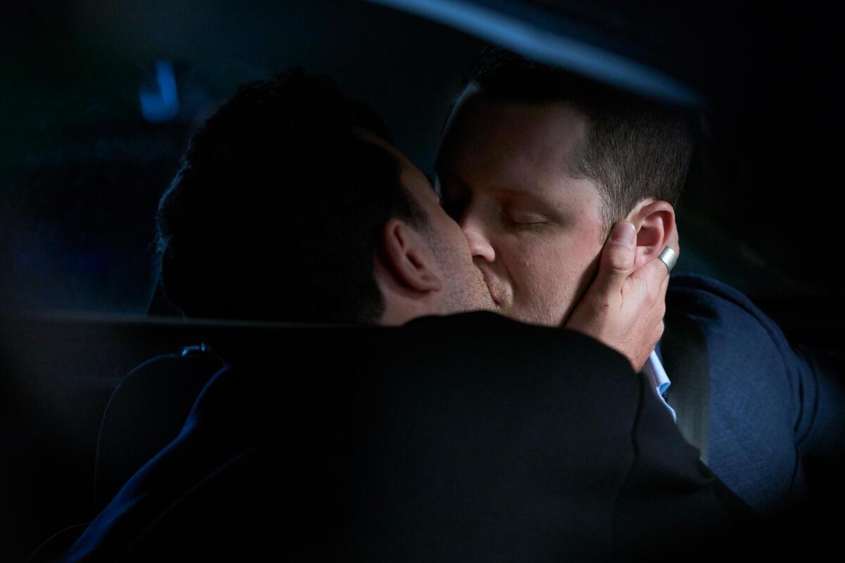 hulu's tweet photo. A love like theirs > https://t.co/BsZMPp54t7
