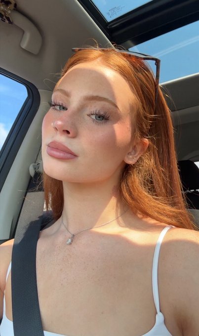 Tamaricsgiely's tweet photo. We must not let gingers go extinct https://t.co/ylWc8nfSSa