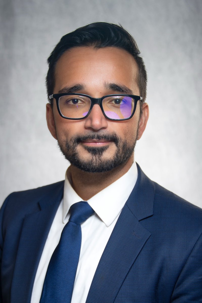 UIowaAnesthesia's tweet photo. Every journey leaves behind memories worth celebrating. 🎓✨

Today we're recognizing Mustafa Ahmadzai, DO, as he graduates from our residency program.

Congratulations, Dr. Ahmadzai! Thank you for being part of our story—we can't wait to see where your journey takes you next. 👏 https://t.co/UV7OtXIruD