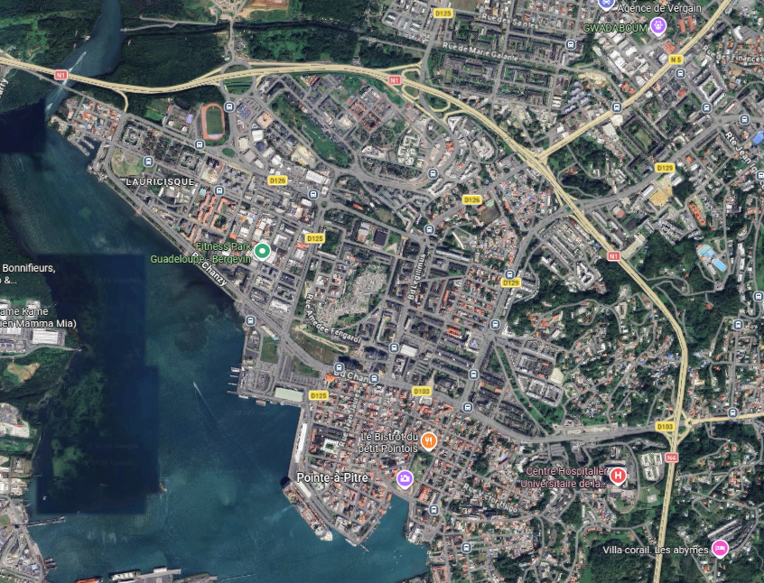 Chris_Gothner's tweet photo. I forget how heavily-populated the French Caribbean islands are sometimes...both Guadeloupe and Martinique have expressways... https://t.co/LCwE3zlw3l