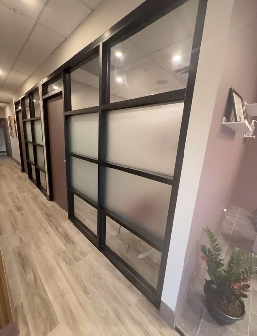 SWC_Spa's tweet photo. KIM is available today at @SteelesWellness.
SWC Spa
4140 Steeles W
Unit 5
Vaughan
L4L 4V3
(647) 531-8288
https://t.co/jw4Lvn3WzM https://t.co/XDIs4N6RSW