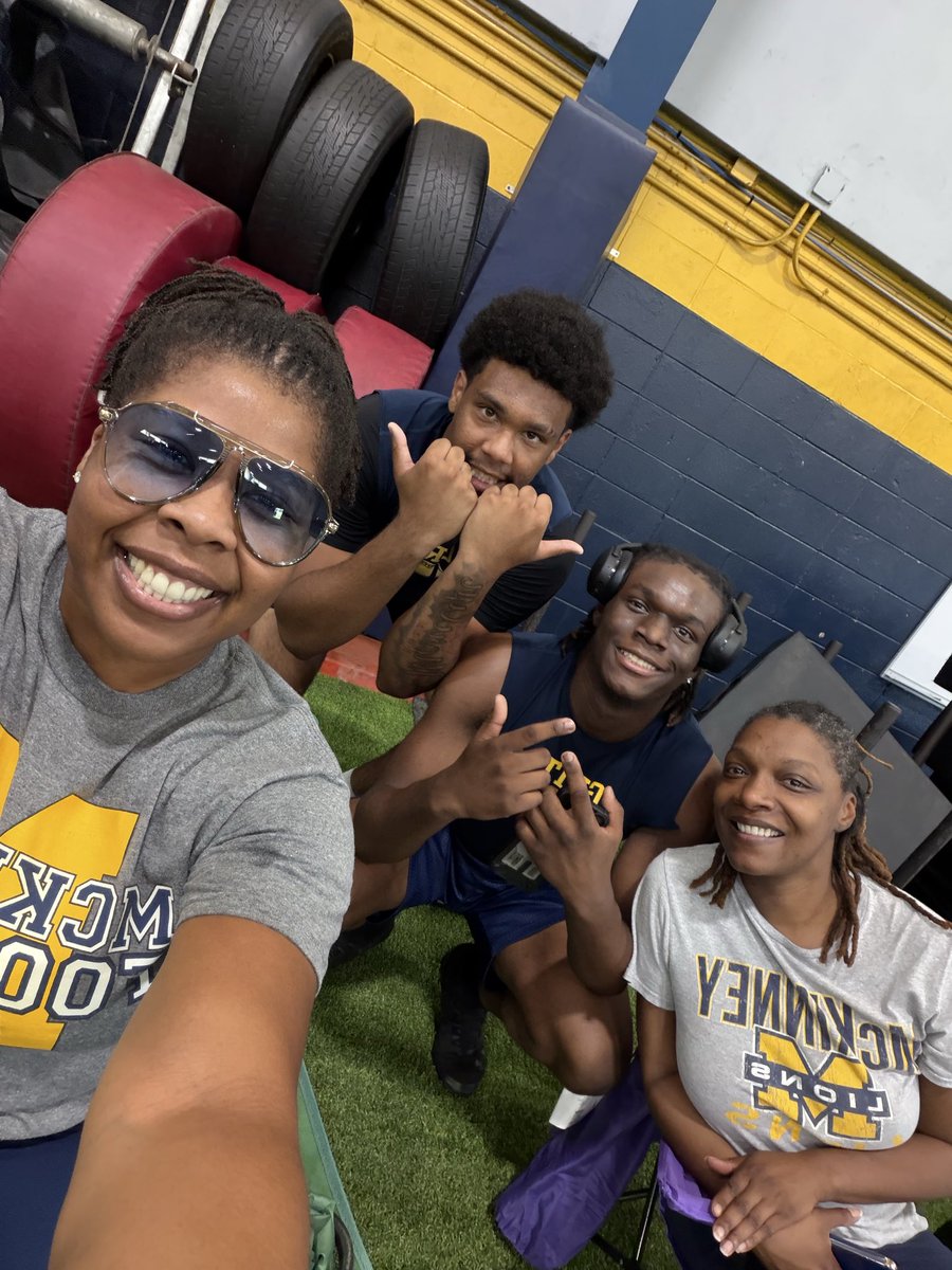 OfficiallyReid's tweet photo. Thank you to  @BurlesonHSU and HSU FB for hosting the Lineman Challenge. Blessed to have won fastest Obstacle Course time &amp; blessed to work with my brothers!
@CoachLeonardTX 
@CoachJosh_Uland 
@CoachNickOlvera 
@rrubal77 
#STATEBOUND https://t.co/OWcLEbXOD0