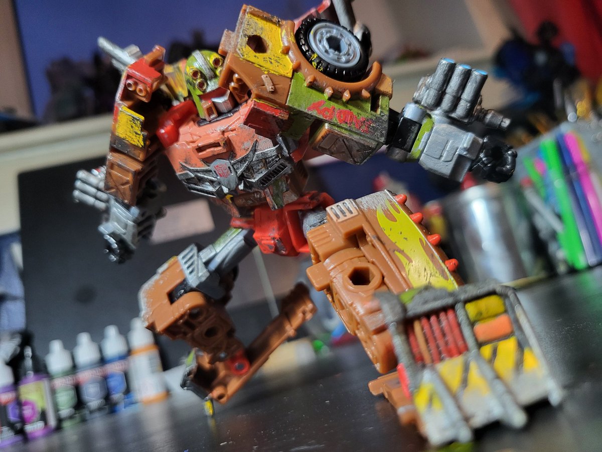 OmegaRedArts1's tweet photo. JUNE-KION CUSTOMZ VOL 1 JALOPY
(1/3)
#transformersreanimated #transformers #transformersriseofthebeasts #transformersmtmte #transformerscustom https://t.co/GZPfnXfeTV