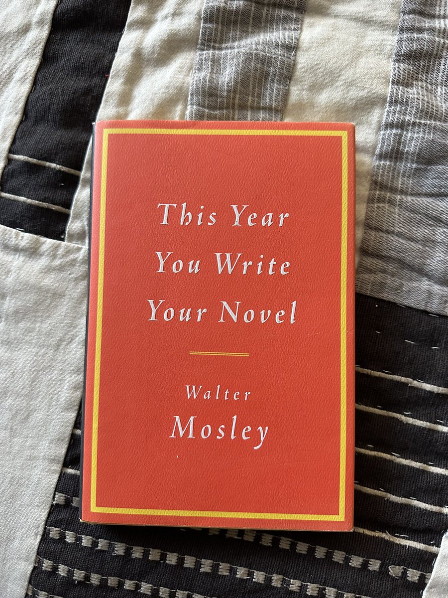 Balance510's tweet photo. I bought this book over 10 years ago. 
Today I started! The goal: 700 words a day. 
✅ Day 1 done. 
S/o @waltermosley one of my favorite authors for the inspiration. https://t.co/SSsa8TYN3P