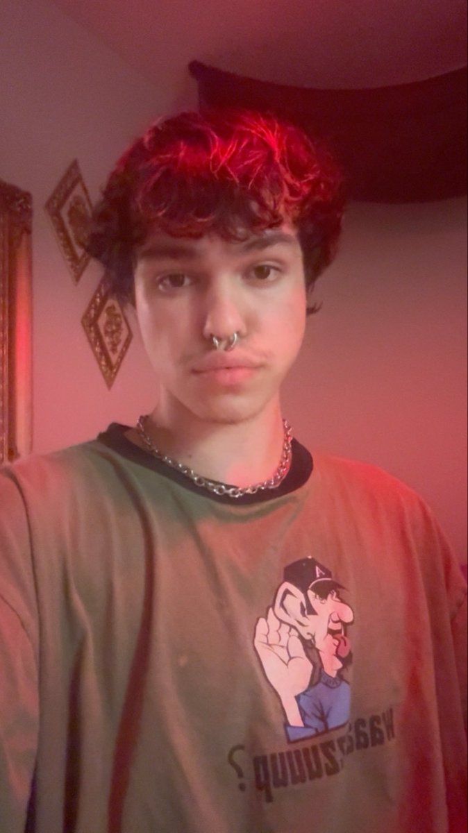 gutteralblow's tweet photo. @alluringskull HEY FAGS HAPPY GAY MONTH!!! https://t.co/lX0TaxdVZa
