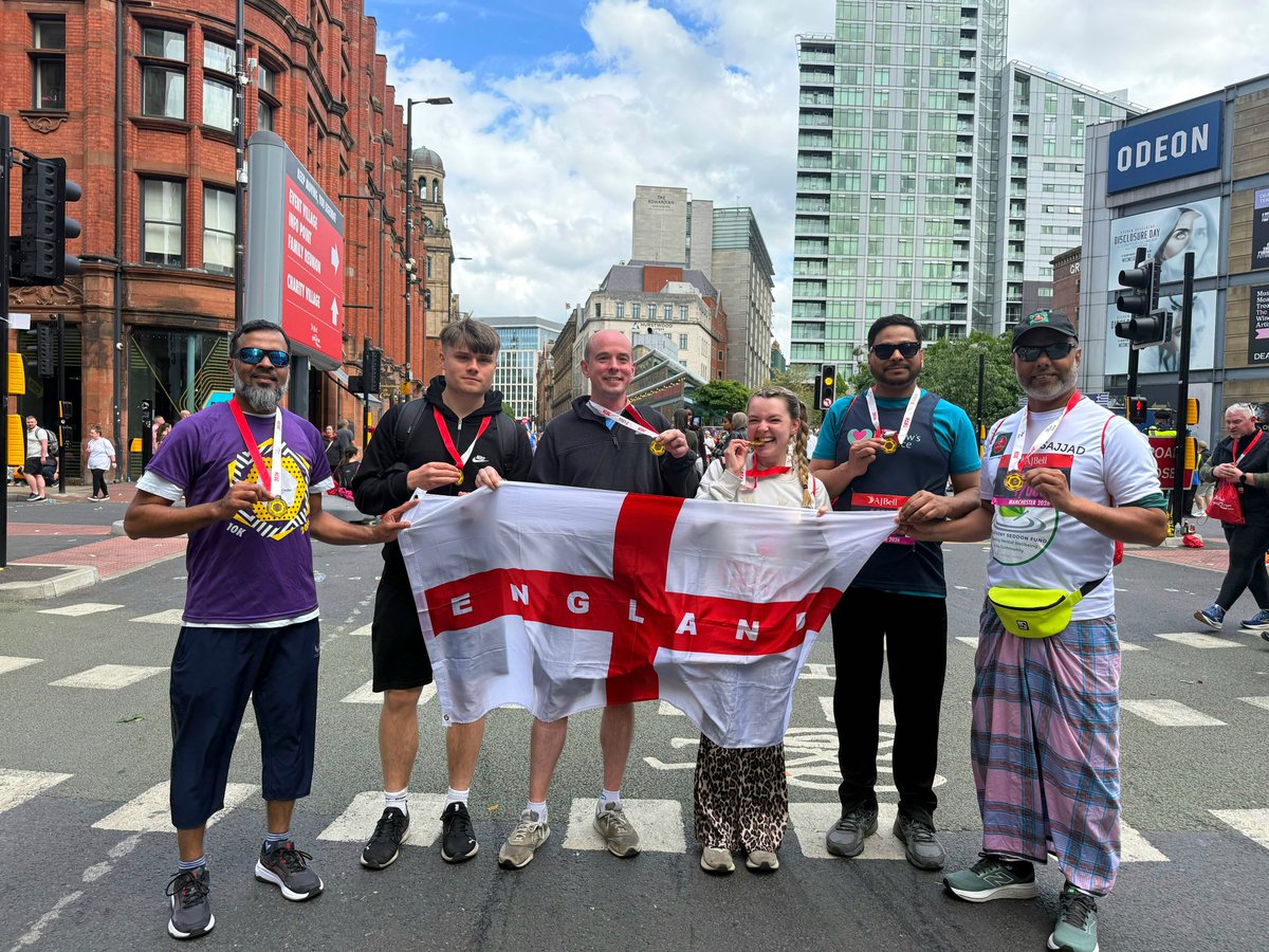 Aminbchy's tweet photo. An incredible 38,000 people took part in the  Manchester Half Marathon and 10K on Sunday! The atmosphere was electric, and the weather couldn't have been better. What a fantastic day for runners and supporters alike! https://t.co/4yRtkQVim0