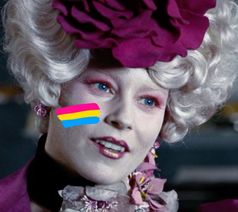 luneartt's tweet photo. happy pride month with pansexual effie trinket 🩷💛🩵 https://t.co/eUVslY3T15
