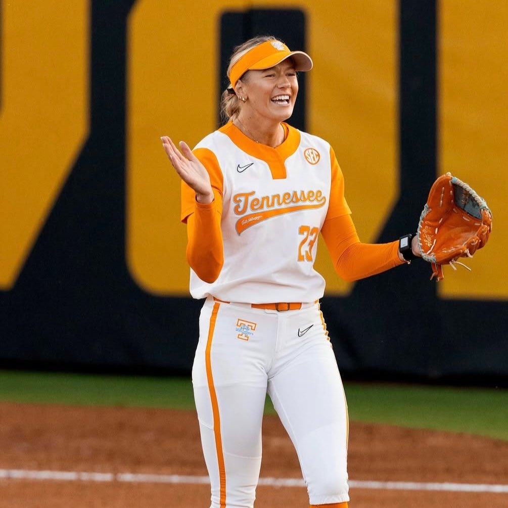 JohnSartoriTV's tweet photo. Karlyn Pickens' Tennessee resume

-4 time regional champion
-3 WCWS appearances
-144 appearances (7th all time)
-94 starts (8th all time)
-71 wins (6th all time)
-1.70 ERA (5th all time)
-13 saves (2nd all time)
-824 strikeouts (3rd all time)

A Lady Vol legend. https://t.co/v5EWjTNDhU