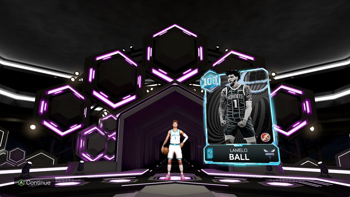 imthavillain's tweet photo. @Curr Just pulled this hoe off the level 37 pack https://t.co/aHYrNLA7wT