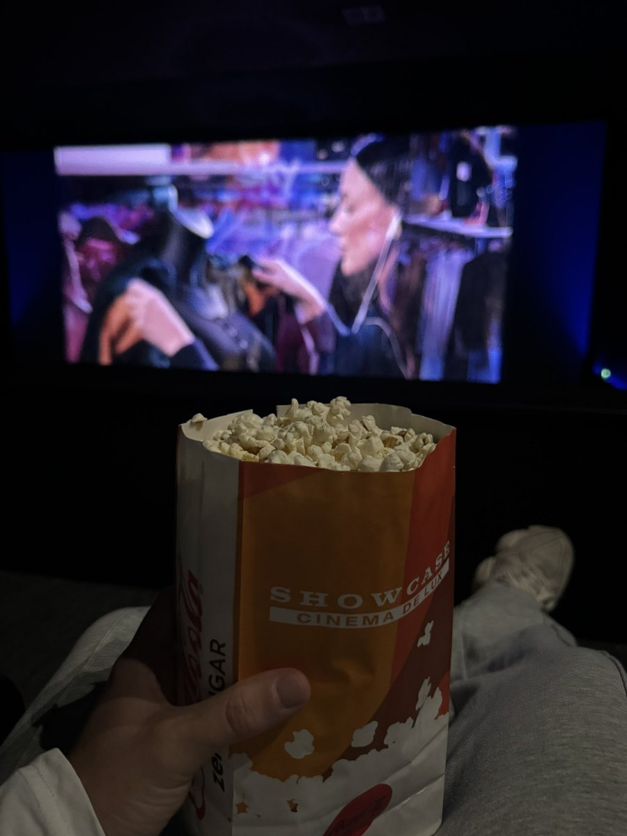 nathanrob__'s tweet photo. Saw Backrooms, verdict;

If you have no idea on what Backrooms is ie the lore you will not understand the film. 

For me, I’m excited to see if anything else comes from it cos the lore is too good. https://t.co/Rq4F3HoQid