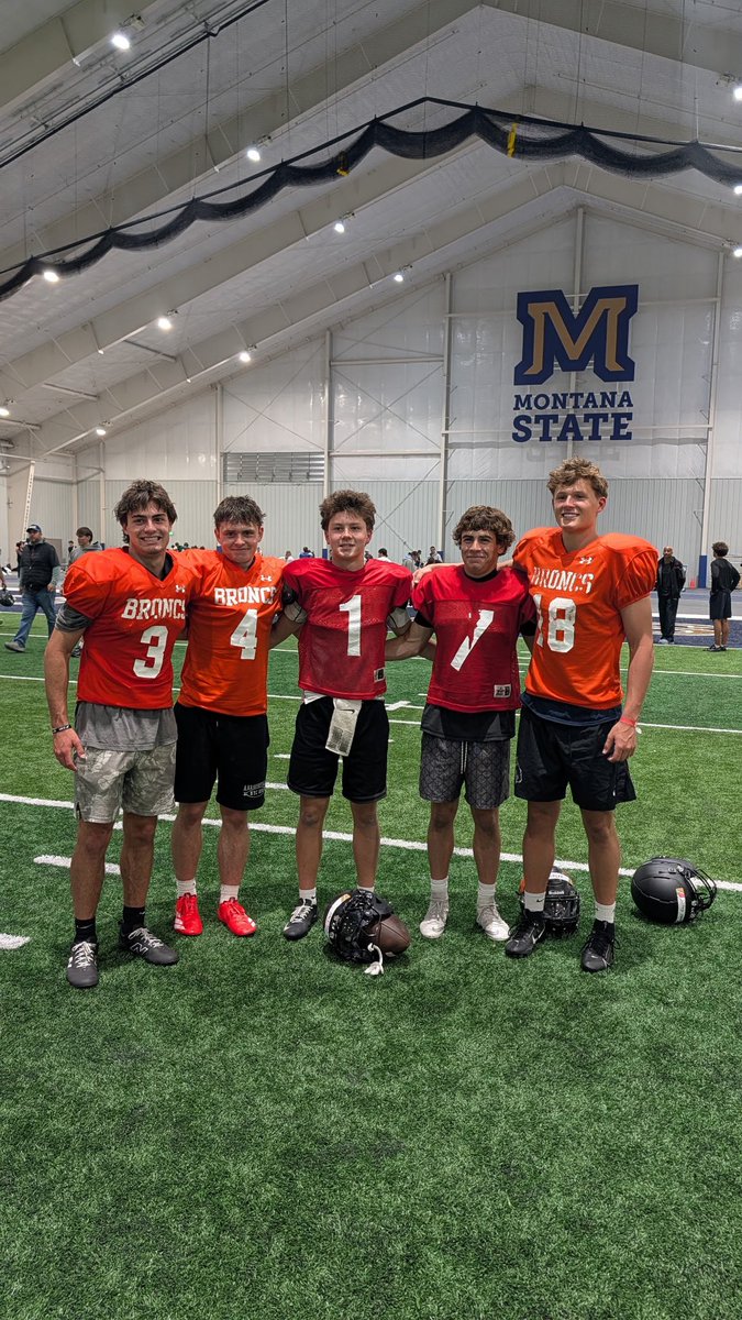 JakeSimmonsWR's tweet photo. Thank you coach’s for having me at Montana state! @coachsype @CoachSauve 
So wonder full to compete!
Lots of more better reps !! https://t.co/DEmxbD6us2