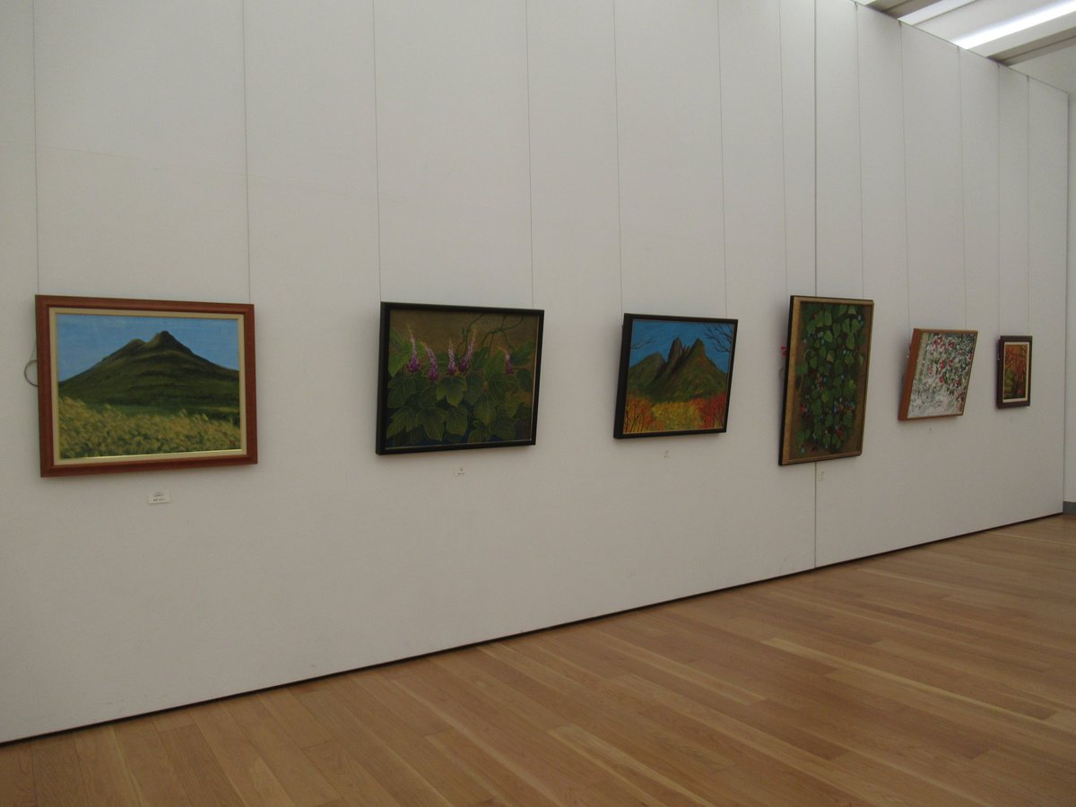 OPAM_OPAM's tweet photo. 【「日本画「苑の会」第57回 作品展」開催中!! 】#opamjp
3階 展示室Bでは「日本画「苑の会」第57回 作品展」を開催しています。
苑の会展では会員の個性が活き活きと発揮された作品を展示し、日本画のいろいろな表現をお楽しみいただけます。会員一人ひとりが心を込めて描き上げた作品をどうぞご覧ください。

会期：6月2日(火)～6月7日(日) 10:00～17:00 ※最終日は16:00まで
会場：3階 展示室B

https://t.co/dRqCVucHoq