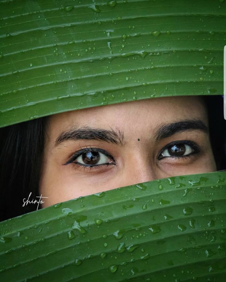 indupriya911's tweet photo. ...

Which eyes are more attractive !? 

😍🥰😍

... https://t.co/4bYA7Hqwzh