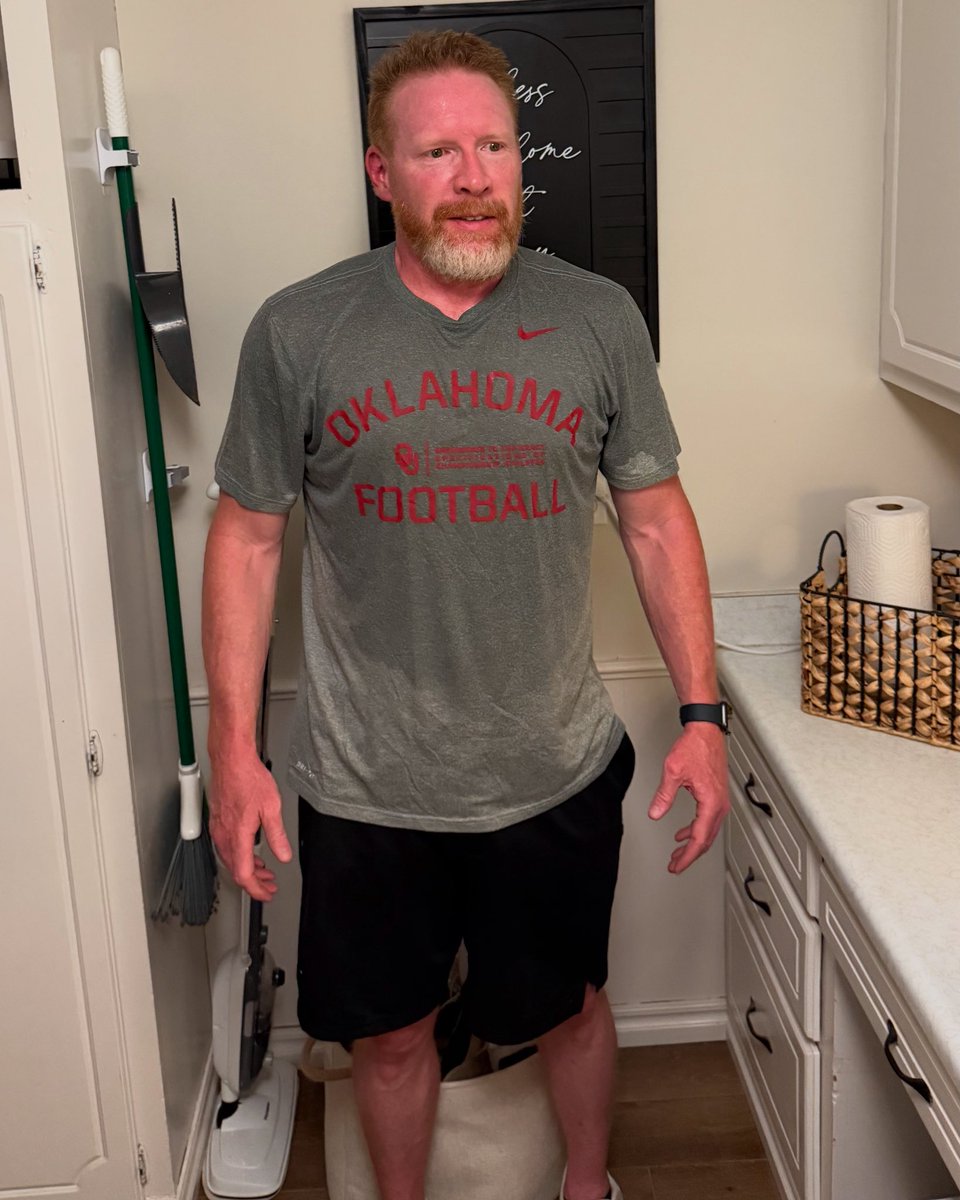 Bo_Wright's tweet photo. If you were wondering what an hour in the attic in Oklahoma is like at 9pm in June?  Kinda like this. #okwx https://t.co/nXtPWY55Ne