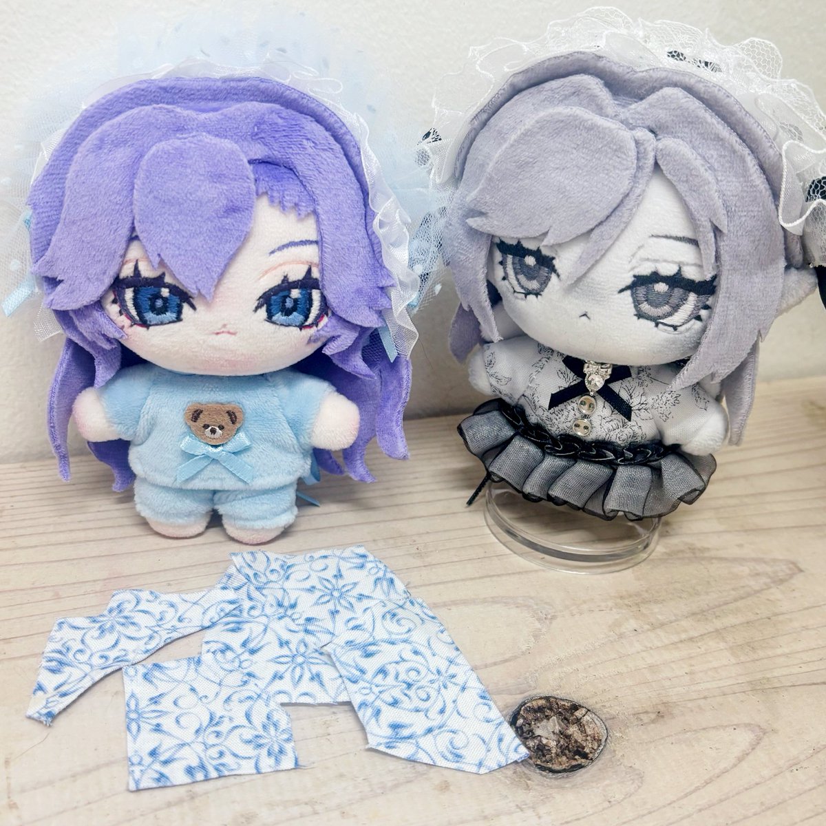 oniku_nui's tweet photo. やっとワンピースを作ってもらえるカンタレラ🪼

アンジェリカだけグレースケールしたみたい🩶🤣 https://t.co/Do65ZIzAug