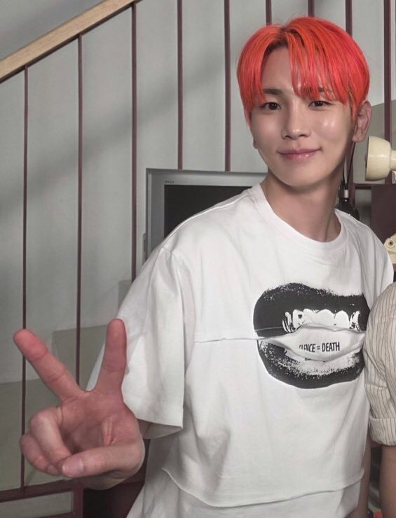 bumkbs's tweet photo. Since it’s pride month let’s remember this shirt Kibum wore last year with the slogan of “silence = death”  referring to the aids crisis of the 80s used to raise awareness about the disease amongst lgbtq+ people. Small acts of activism like this matter. Always. https://t.co/KFlJ1os85p