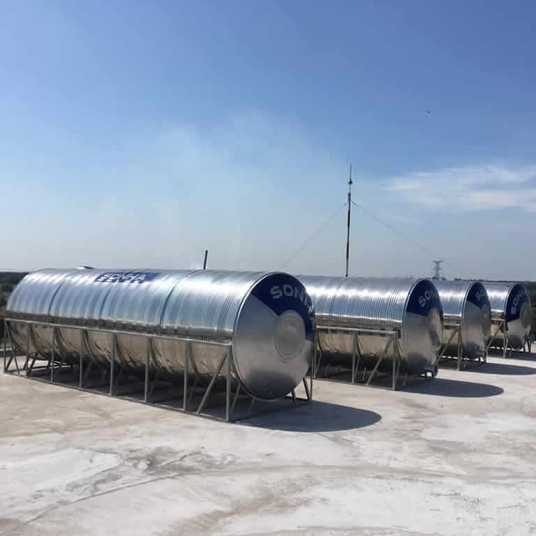 Alolaco_com's tweet photo. Bồn inox Sơn Hà 10.000 lít ngang
√ Đường Kính: 1700 mm
√ Chiều Cao: 1980 mm
√ Rộng chân: 1870 mm
√ Chiều Dài Bồn: 4400 mm
√ Lỗ cấp nước ra sử dụng : phi 90
+ https://t.co/bj8V5l7pfE
#bồn_nước_Sơn_Hà
#bồn_inox_Sơn_Hà
#bồn_nước_Sơn_Hà_10000L
#bồninox1000L, https://t.co/LnuG09FFex