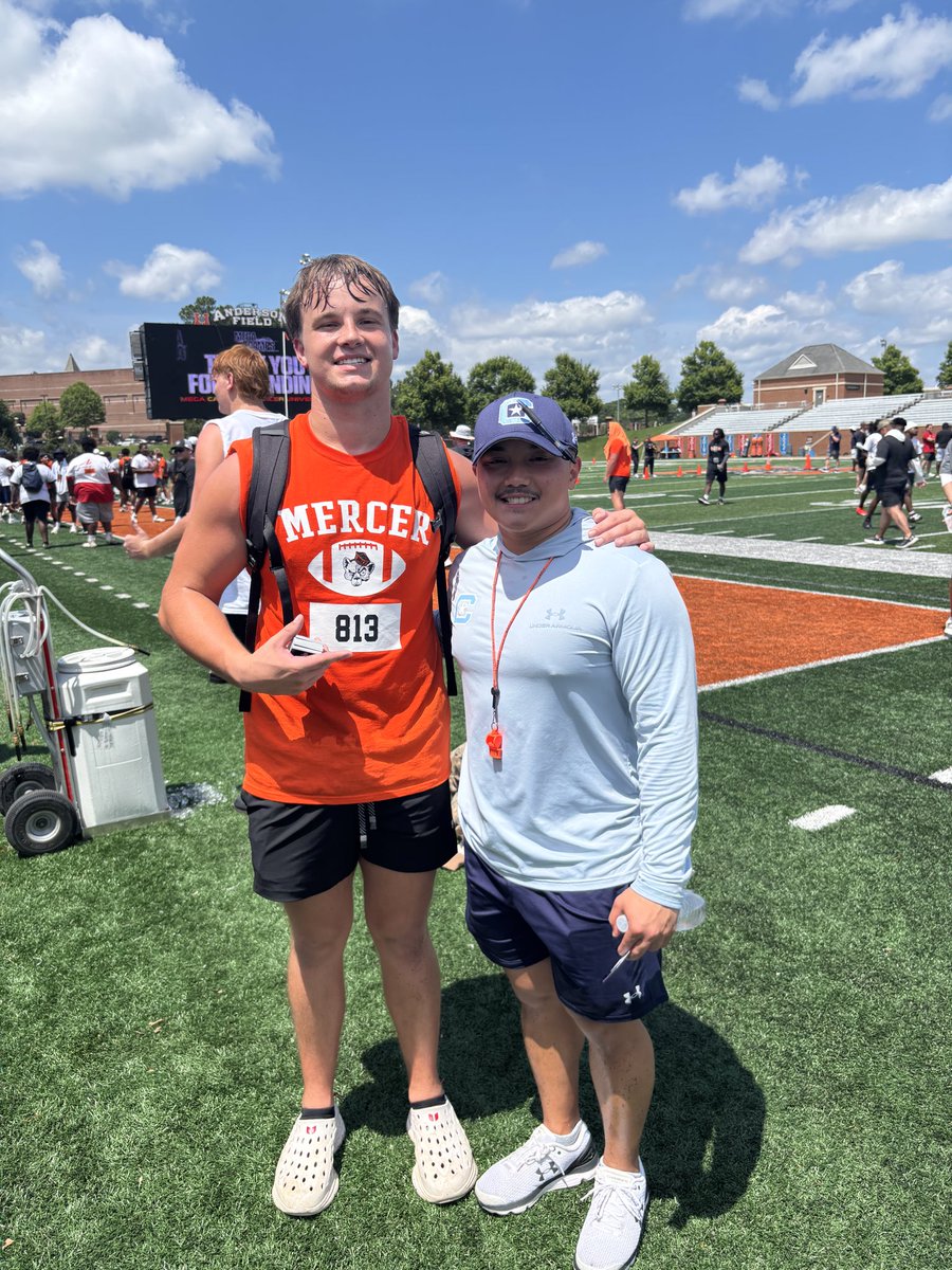 brodyhamman's tweet photo. Had a great time catching up with @Coach_AP3 and @CitadelFootball today!!
@prepsrecruit @CoachRAPinilla @CoachVance92 @TheCitadelFB @CoachBeer2 @Godsgift_Nate @KoachDrayton https://t.co/H244Jv3wuc