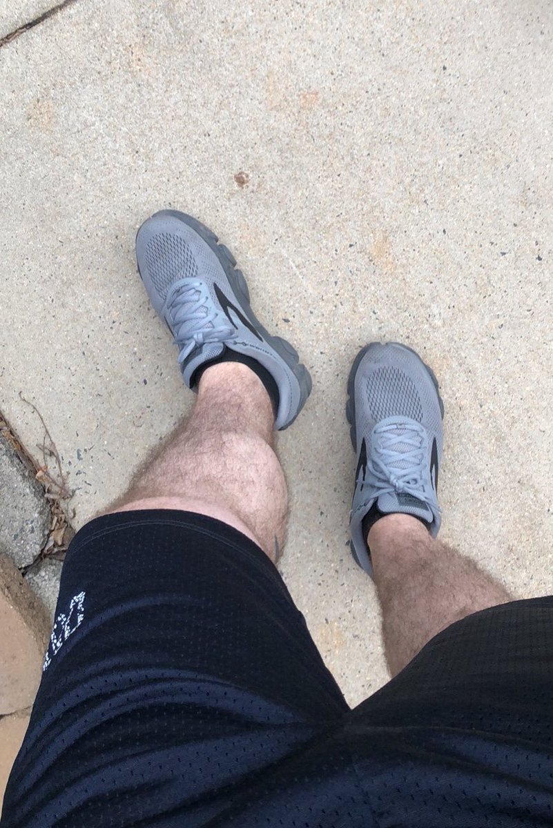 USNavyRN's tweet photo. @max03mlle Low.  Love to see ankle and all the hair. https://t.co/3eO4gANIoz