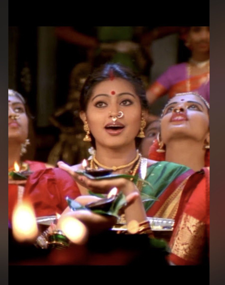 K_Sowmii's tweet photo. Sambar wood.              Tollywood  . https://t.co/sj9f8WWBX5
