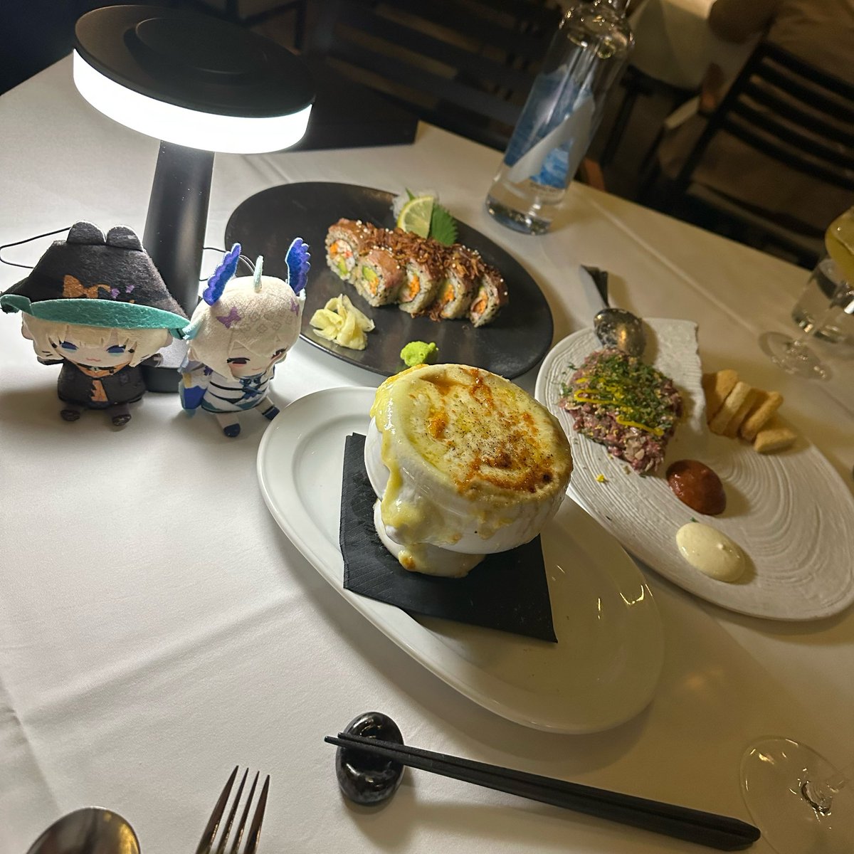 kriui's tweet photo. still shots of dinner 🙏🏼🙂‍↕️ https://t.co/SxS7SKp1Kl