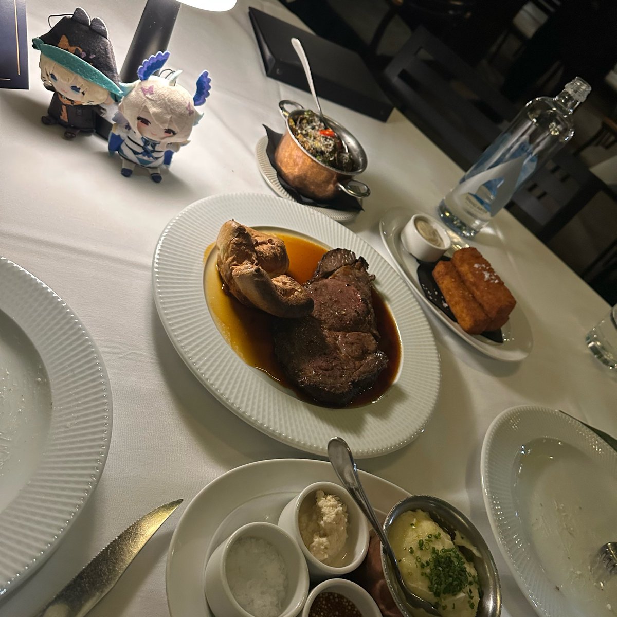 kriui's tweet photo. still shots of dinner 🙏🏼🙂‍↕️ https://t.co/SxS7SKp1Kl