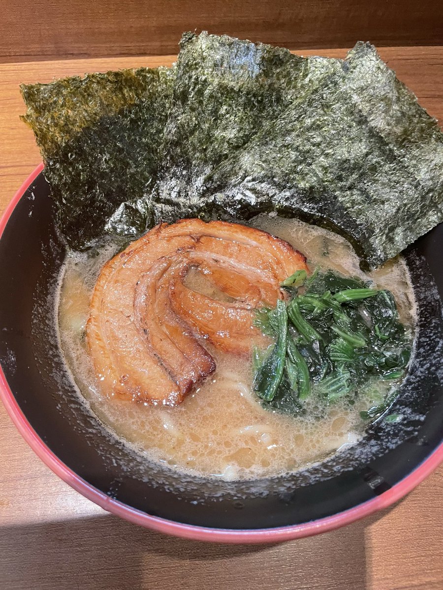 noodlista's tweet photo. えーっっとぉぉぉ☔️��☔️☔️

今日はすごいゆとり営業になりそうです🈳
こんな日もあります🫤

明日は第一水曜日なので定休日です💤

１５日〜２５日まで早めの夏休みいただきます♪

慌てず騒がず宇野辺で豚骨食べたくなったらお立ち寄りください🍜 https://t.co/miNviBcVzq
