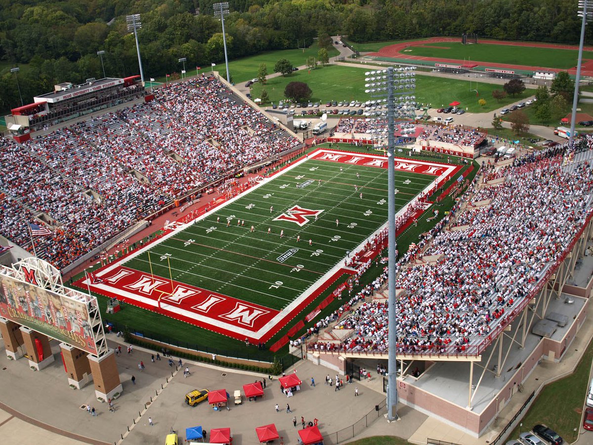 Brady_Reeves18's tweet photo. After a great camp at the University of Iowa, I’m excited to have received an offer from Miami of Ohio!
@Martin_Miami_HC @Coachjpatton @PrepRedzoneMN @AllenTrieu @RyanBurnsMN @247recruiting @MiamiOHFootball https://t.co/EpRq4wEg3I