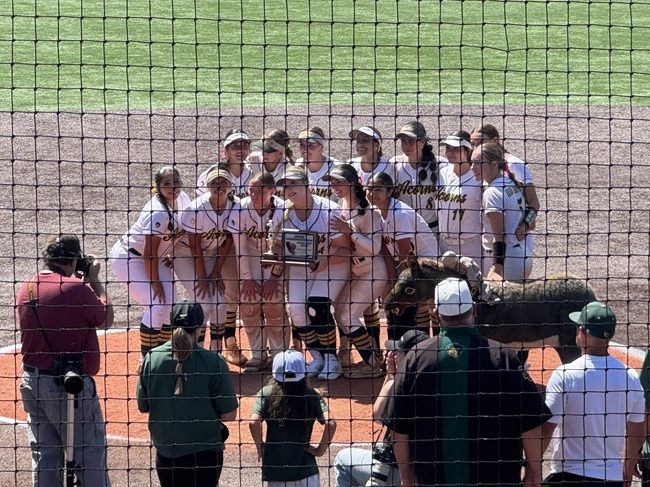 Prep2PrepSports's tweet photo. CCS Softball Division 3: Live Oak downs league rival Leigh for title: https://t.co/5SBghtM2j0 https://t.co/ZwdAKNL2Ge
