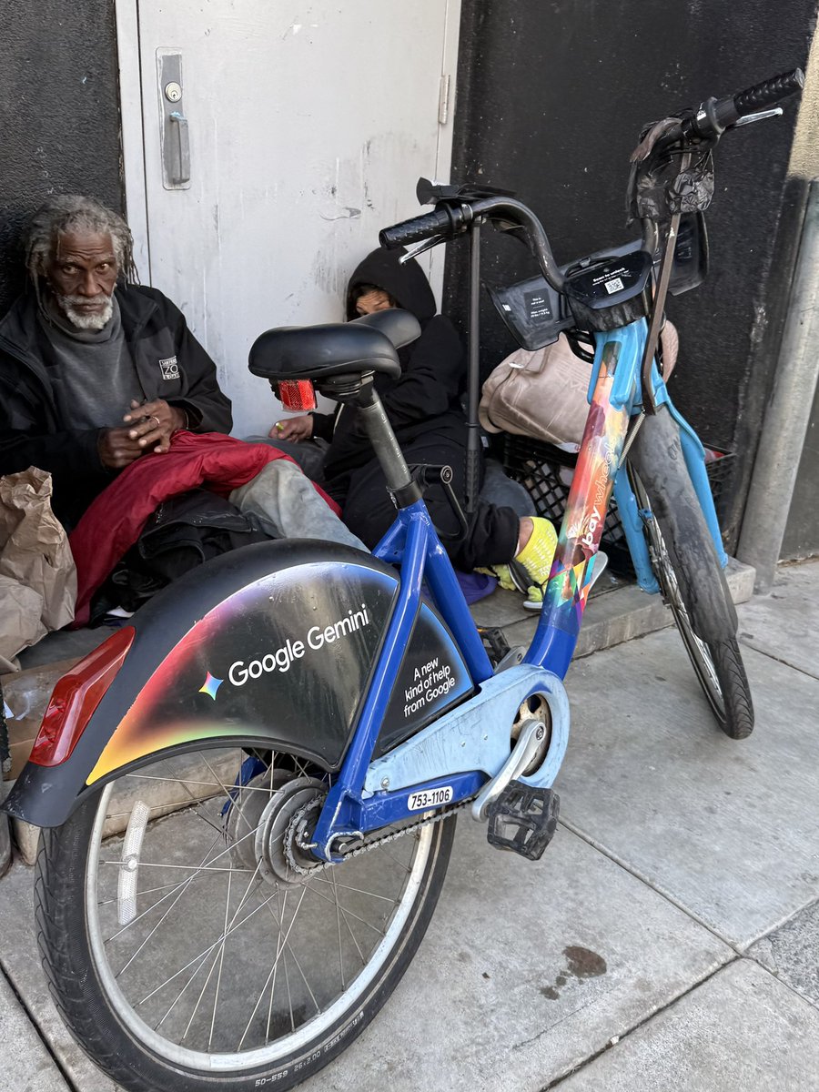 dbofsf's tweet photo. @bettersoma She’s on Minna between 5th and 6th right now probably doing drugs https://t.co/99vZFDOHvG