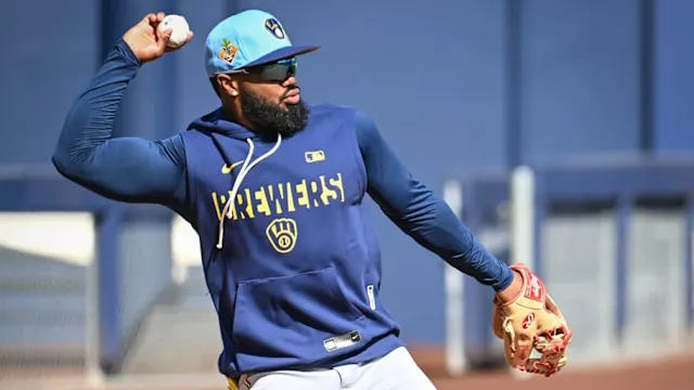 bookitwithbrady's tweet photo. Nobody can convince me that Luis Rengifo isn't a clone of Eric Thames https://t.co/dWB7D0bZc1