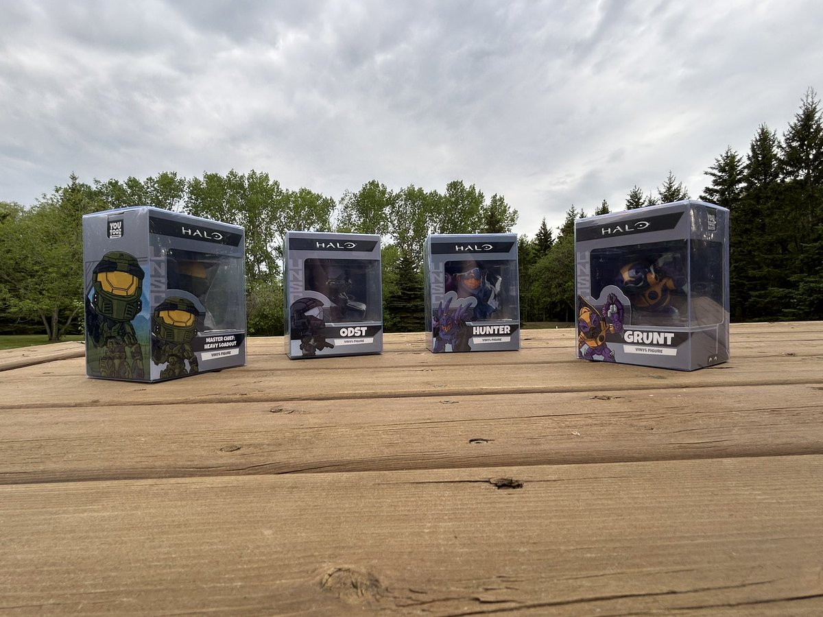 Cruzfire10's tweet photo. Massive thank you @youtooz these figures are amazing! https://t.co/3jLtz0uvOb