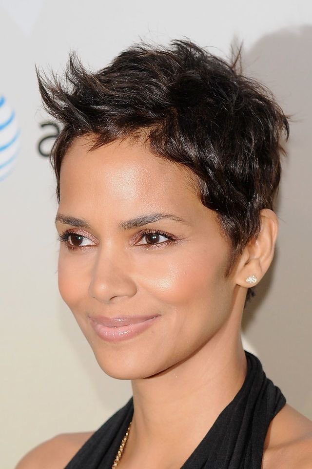 Halleberry1 tweet media