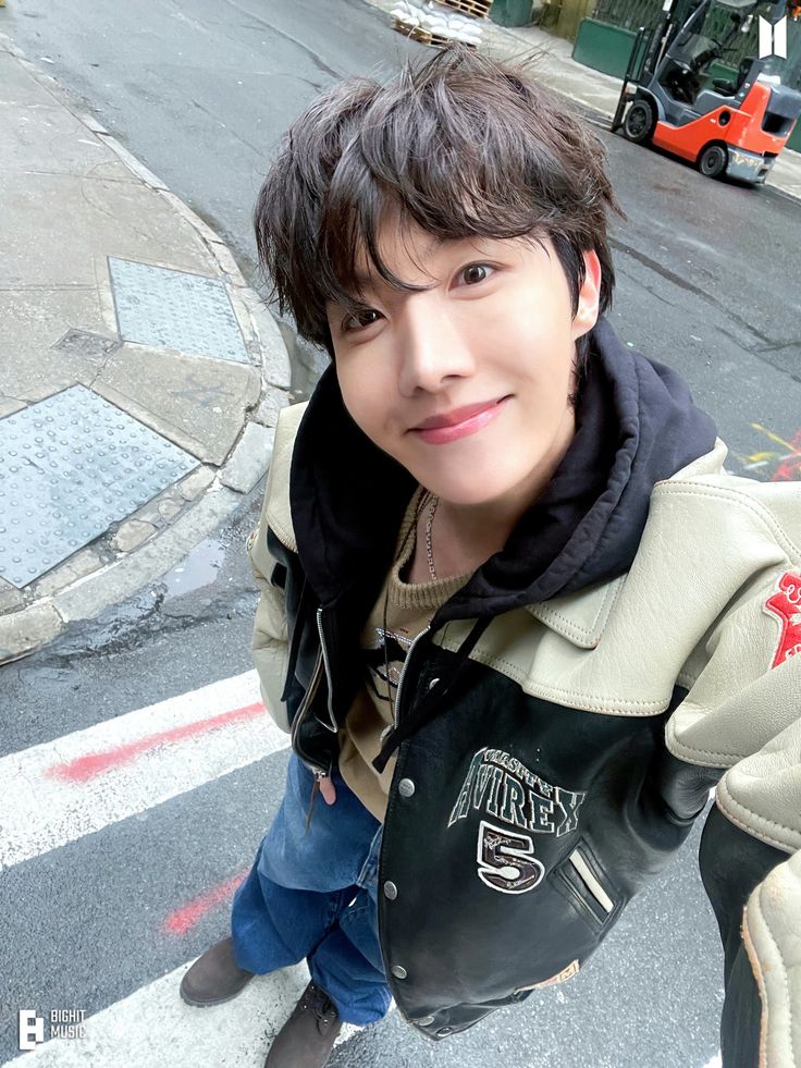 Elian 🇲🇽 VIO A BTS SILENCIADO TOTAL ✊ tweet media