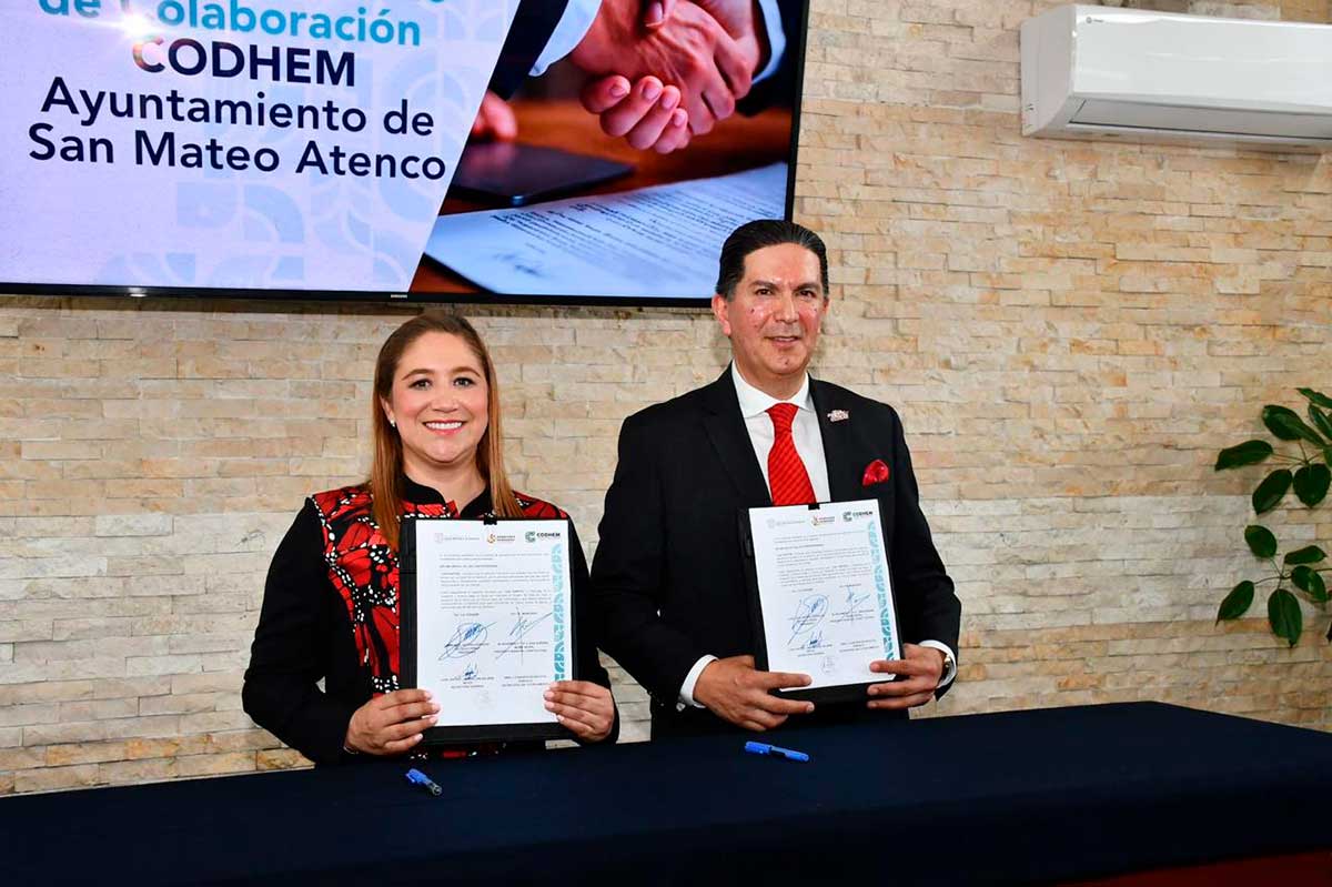 AGENCIAMVT's tweet photo. #Política San Mateo Atenco y la CODHEM firmaron un convenio para fortalecer la protección de los #derechos_humanos y consolidar una administración más incluyente. https://t.co/dwD31k5mkq @AGENCIAMVT @SanMateoAGob @CODHEM https://t.co/cRL5vTfTVa
