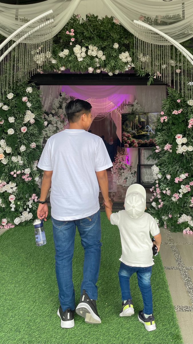 nrsyfzaaa's tweet photo. love nyaaaaa dua ketul hero mama niiii🤍
Allah jaga you both always aamiinnn https://t.co/2MlpQwJnuO